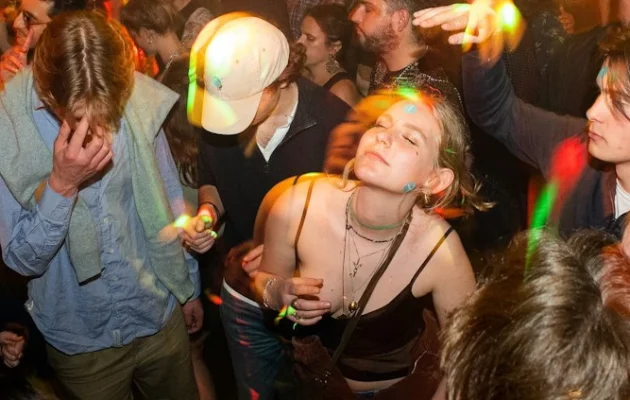discotheque-danse-club-figurants